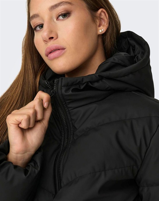 Arnhem Water Repellent Short Puff Jakke